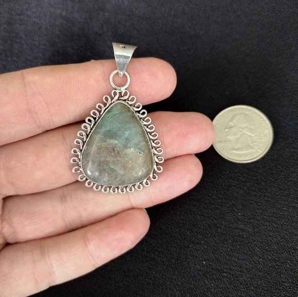 925 Silver Stamped Teardrop Stone Pendant - Picture 2 of 7